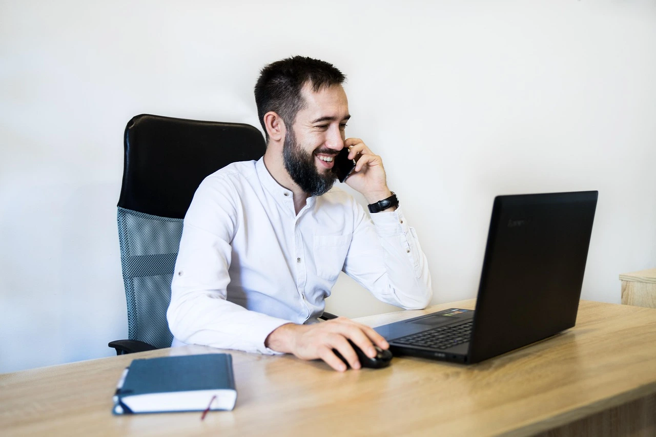 Comment créer une micro-entreprise en ligne ?